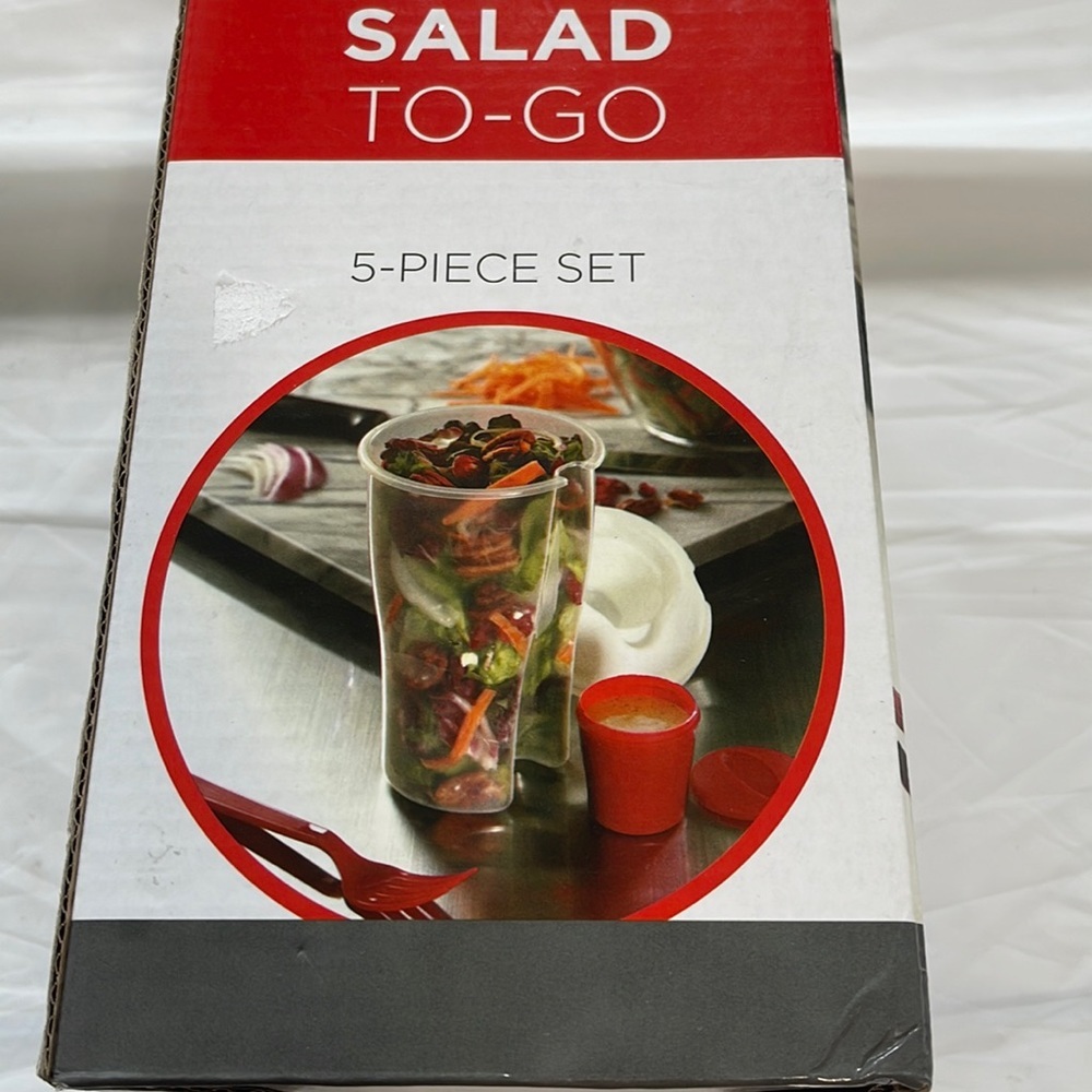 Salad to- go 5 piece set . New in box - Picture 1 of 6